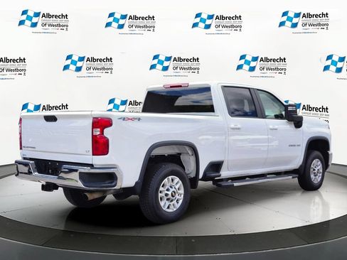 Used 2025 Chevrolet Silverado 2500 LT w/ Convenience Package AWD/4WD image 5