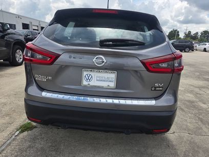 Used 2021 Nissan Rogue Sport SV w/ Technology Package
