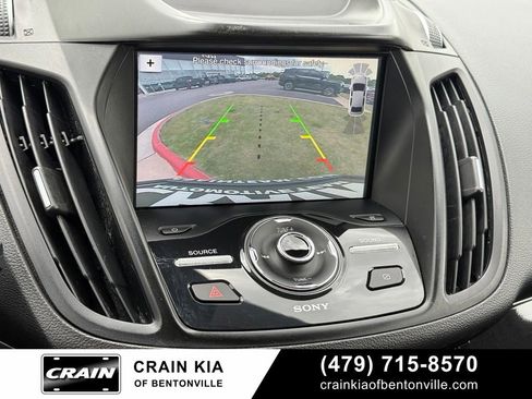 Used 2019 Ford Escape Titanium AWD/4WD image 16