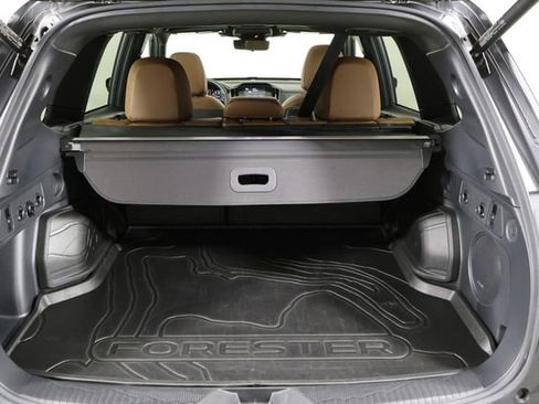 Used 2025 Subaru Forester Touring image 19