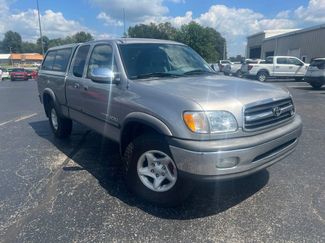 Used 2001 Toyota Tundra SR5 w/ Convenience Pkg AWD/4WD video 1