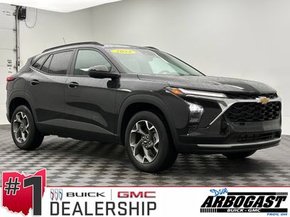 Used 2025 Chevrolet Trax LT