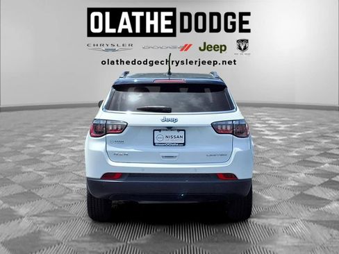 Used 2025 Jeep Compass Limited AWD/4WD image 29