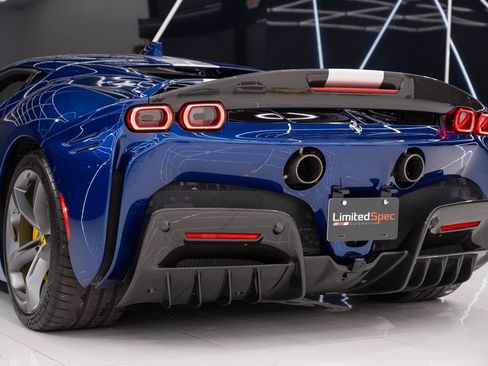 Used 2022 Ferrari SF90 Stradale image 13