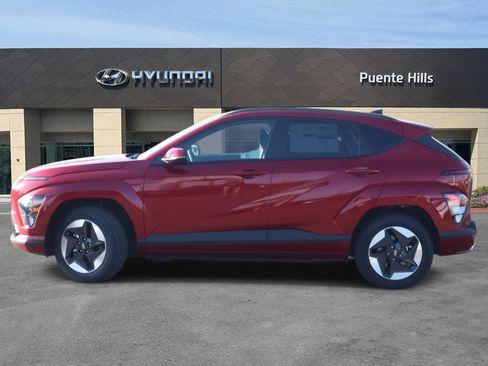 New 2025 Hyundai Kona SEL image 3