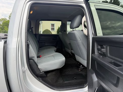 Used 2015 RAM 1500 Express AWD/4WD image 8