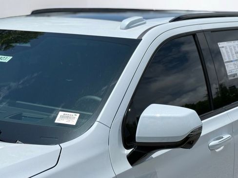 New 2026 Cadillac Escalade V AWD/4WD image 10