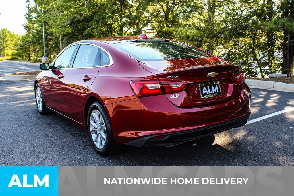 Used 2025 Chevrolet Malibu LT FWD image 4