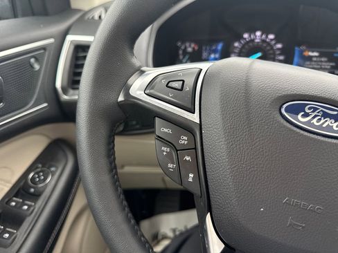 Used 2024 Ford Edge Titanium w/ Equipment Group 301A AWD/4WD image 36