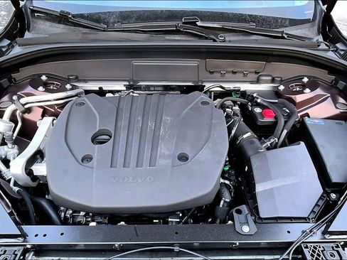 New 2026 Volvo XC60 B5 Ultra w/ Protection Package Premier image 12