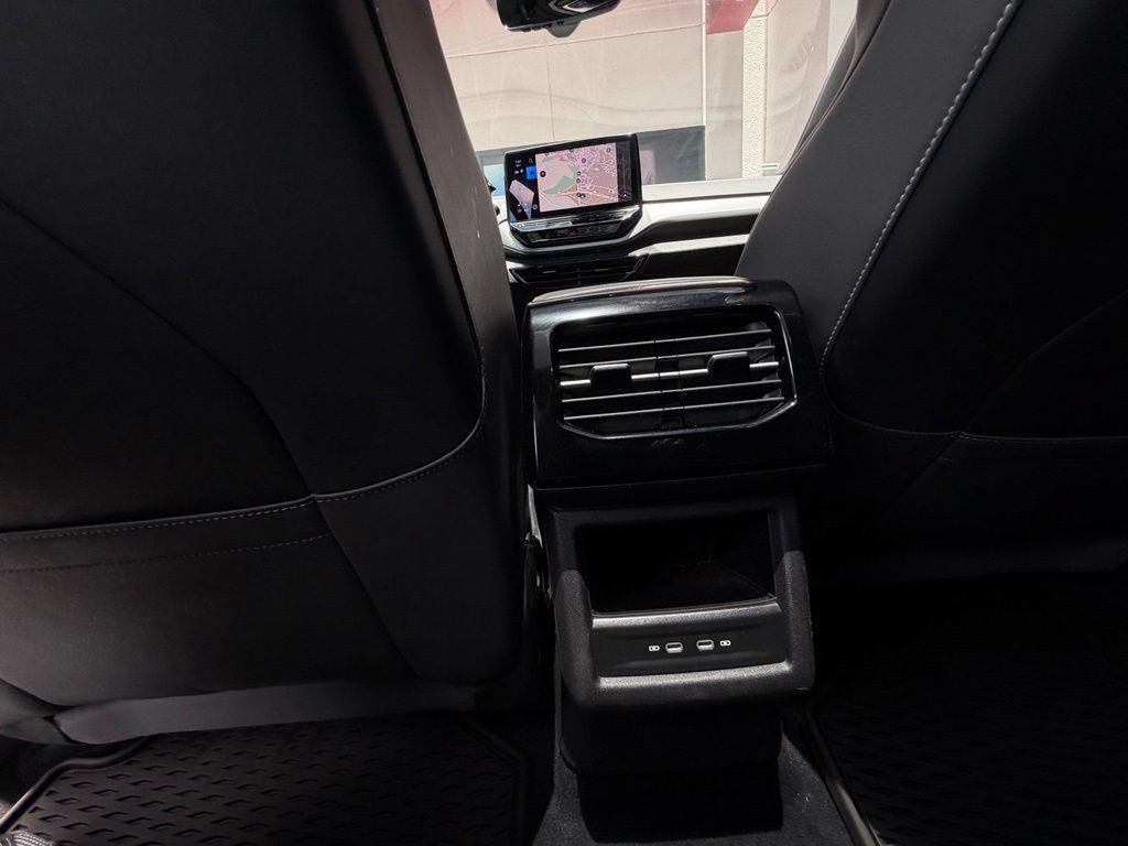 Used 2023 Volkswagen ID.4 Pro S RWD image 29