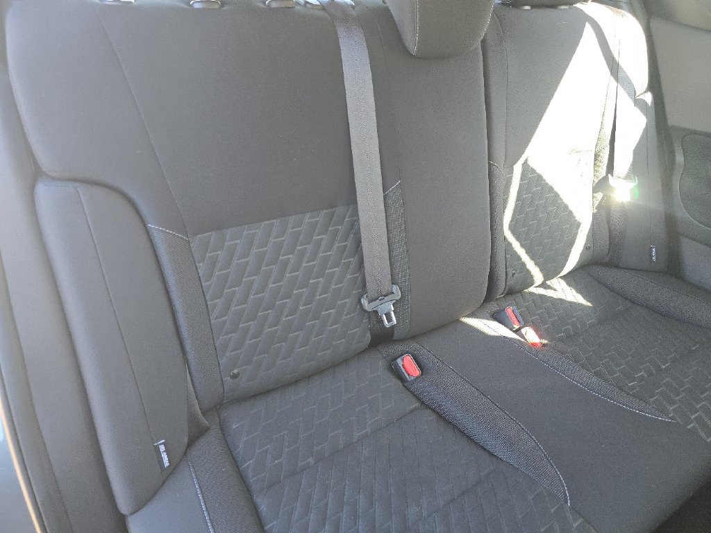 Used 2021 Nissan Kicks S FWD image 17