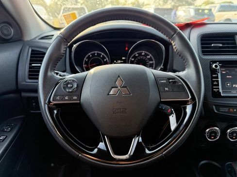 Used 2017 Mitsubishi Outlander Sport ES AWD/4WD image 14
