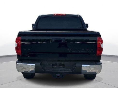 Used 2020 Toyota Tundra SR5 w/ SR5 Upgrade Package image 7
