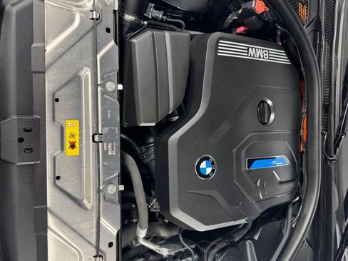 Certified 2023 BMW 330e xDrive w/ M Sport Package AWD/4WD image 12