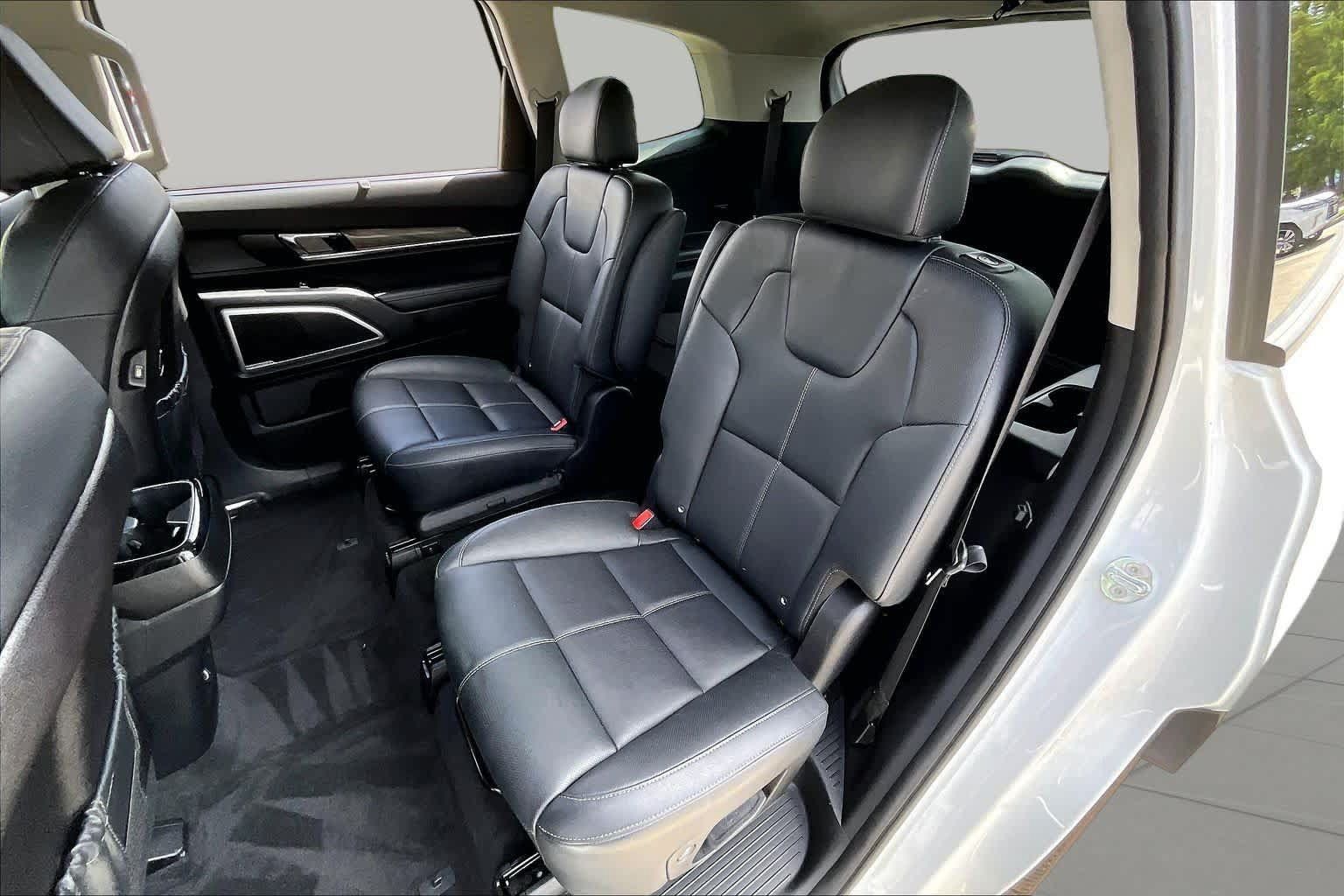 Used 2022 Kia Telluride EX w/ EX Premium Package AWD/4WD image 19