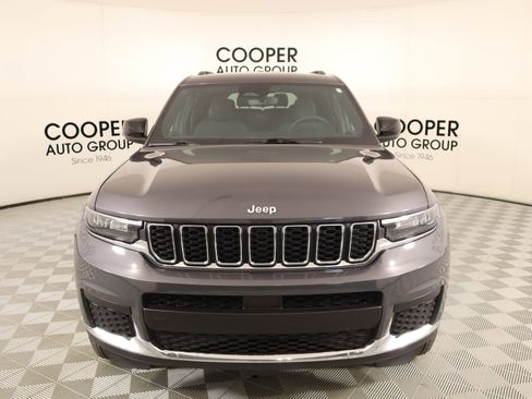 Used 2024 Jeep Grand Cherokee L Laredo image 8