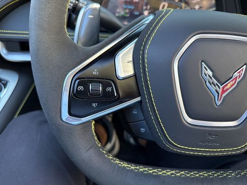 Used 2022 Chevrolet Corvette Stingray Premium Conv image 41