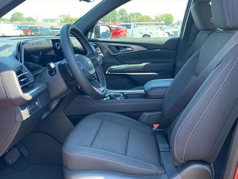 New 2026 Chevrolet Traverse LT w/ Driver Confidence Package image 13