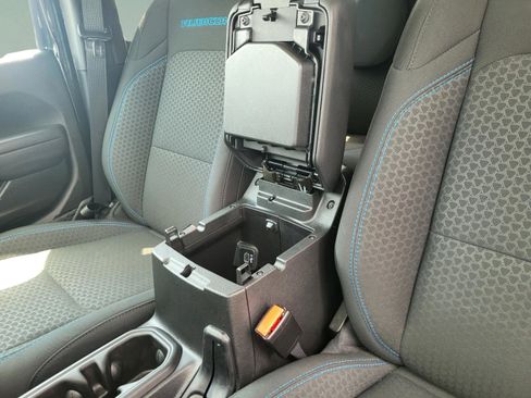 Used 2025 Jeep Wrangler Unlimited Rubicon 4xe w/ Convenience Group image 23