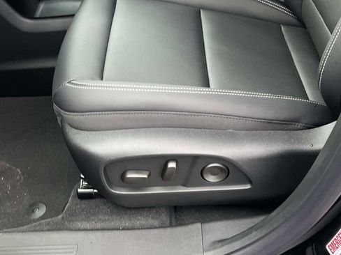 New 2026 GMC Terrain Elevation image 17