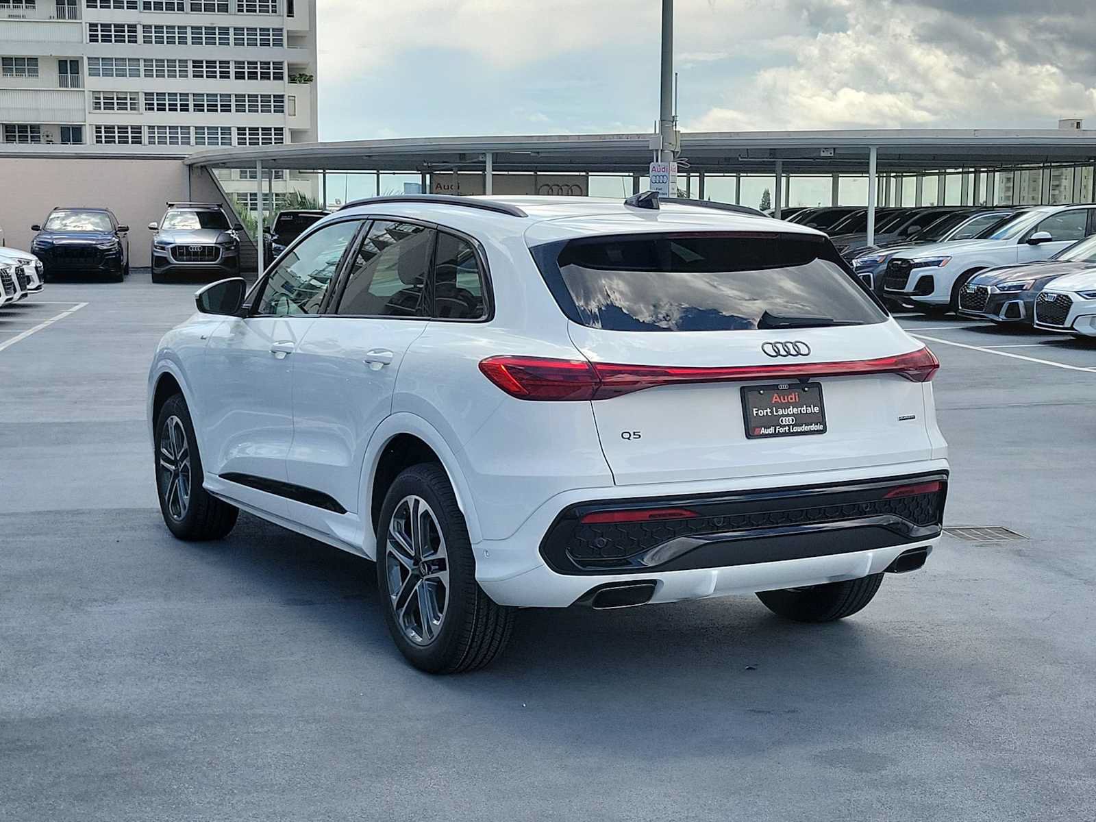 New 2026 Audi Q5 2.0T AWD/4WD image 4