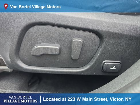Used 2018 Subaru Forester 2.5i Premium AWD/4WD image 10