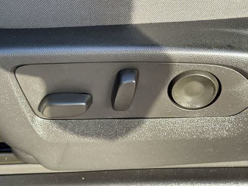 Used 2024 Chevrolet Tahoe LS AWD/4WD image 16