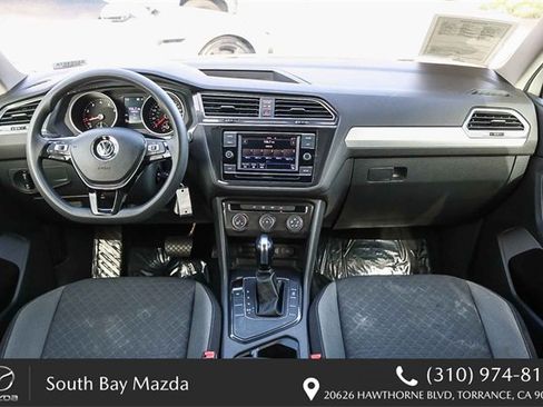 Used 2018 Volkswagen Tiguan S image 12