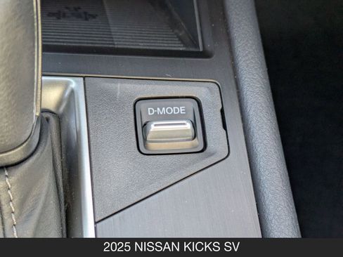 Certified 2025 Nissan Kicks SV image 22