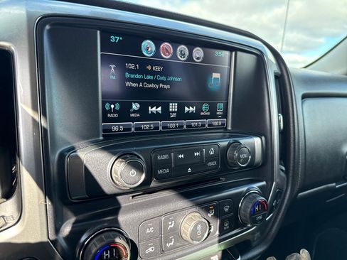 Used 2017 Chevrolet Silverado 2500 LTZ image 23