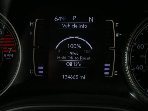 Used 2020 Jeep Cherokee Latitude Plus AWD/4WD image 32