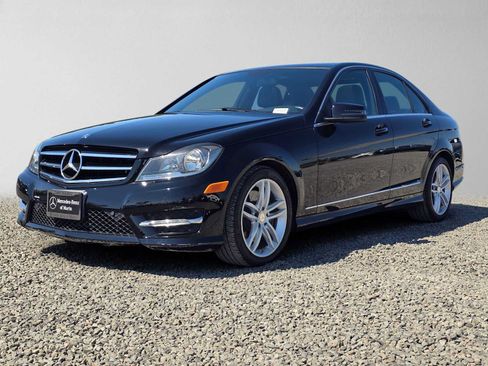 Used 2014 Mercedes-Benz C 300 4MATIC Sedan image 8