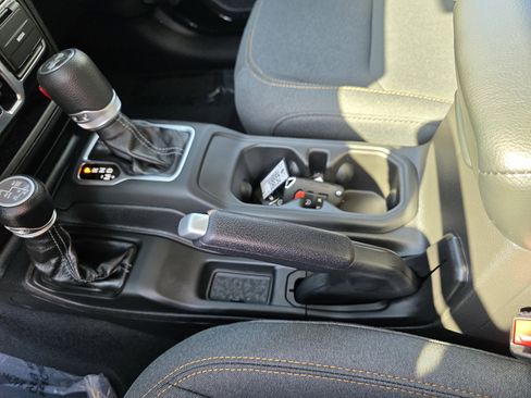 New 2025 Jeep Wrangler Sport S w/ Convenience Group image 15