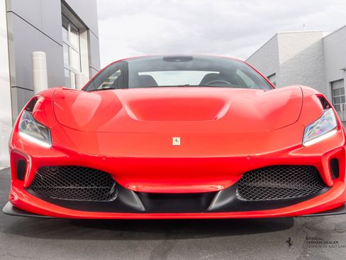 Certified 2022 Ferrari F8 Tributo image 2