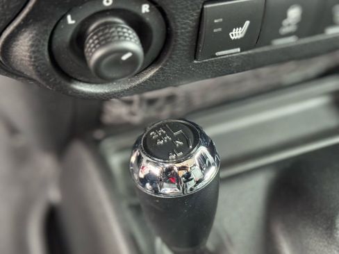 Used 2012 Jeep Wrangler Unlimited Sport AWD/4WD image 14