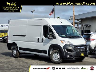 New 2025 RAM ProMaster 2500 w/ Convenience Group