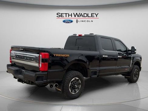 Used 2024 Ford F250 Platinum w/ Tremor Off-Road Package image 7
