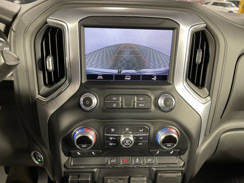 Used 2021 GMC Sierra 1500 SLT image 23