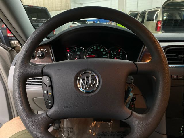 Used 2007 Buick LaCrosse CX FWD image 22