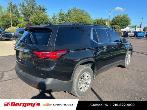 Used 2023 Chevrolet Traverse LT w/ LPO, Floor Liner Package AWD/4WD image 8