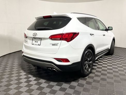 Used 2018 Hyundai Santa Fe Sport w/ 2.0T Ultimate Tech Package 05 AWD/4WD image 18