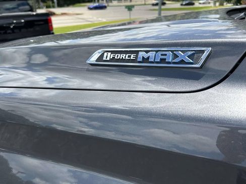 New 2026 Toyota Tundra Platinum w/ TRD Off-Road Package AWD/4WD image 10