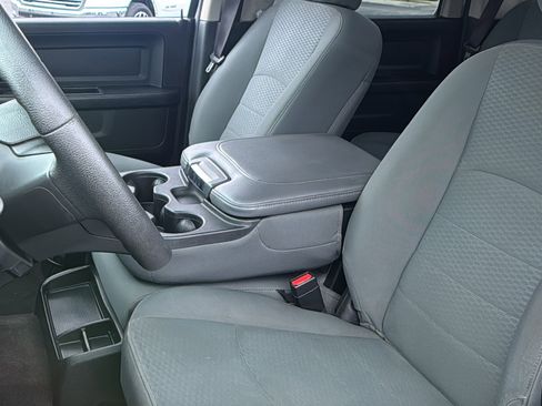 Used 2018 RAM 1500 Express image 24