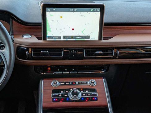 Used 2023 Lincoln Aviator Reserve w/ Equipment Group 201A AWD/4WD image 23