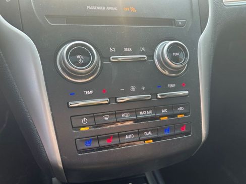 Used 2017 Lincoln MKC Reserve FWD image 16