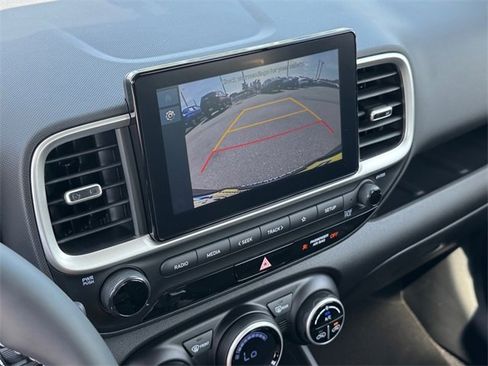 New 2025 Hyundai Venue SEL image 22