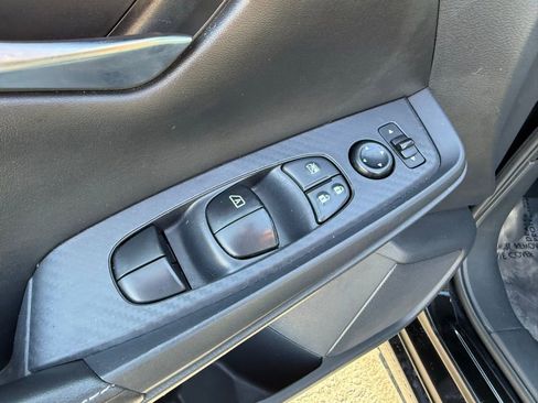 Used 2022 Nissan Sentra SV image 20