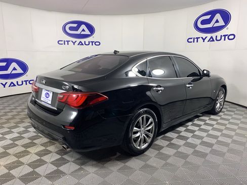 Used 2015 INFINITI Q70 3.7 image 3