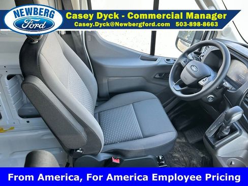 New 2026 Ford Transit 250 148 Medium Roof RWD image 15